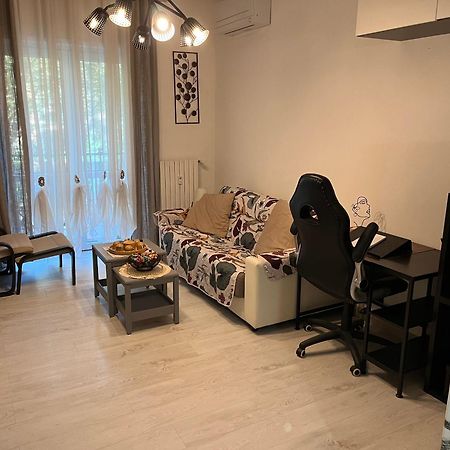 Nel Verde Della Citta Milan Bagian luar foto