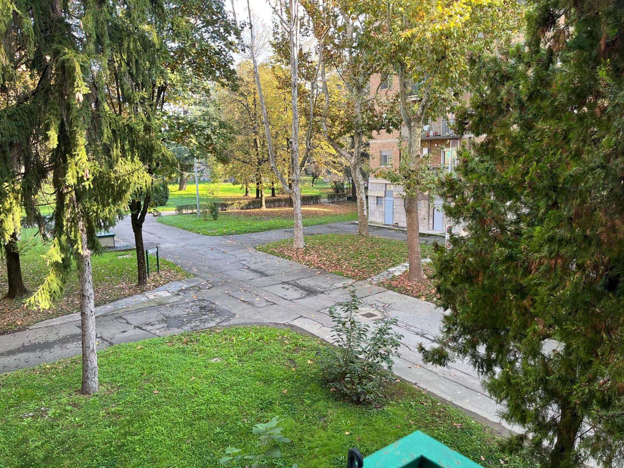 Nel Verde Della Citta Milan Bagian luar foto